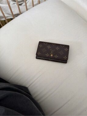 Louis Vuitton Monogram Petite Wallet - Brown with Gold Snap